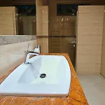 Crystal Apartman